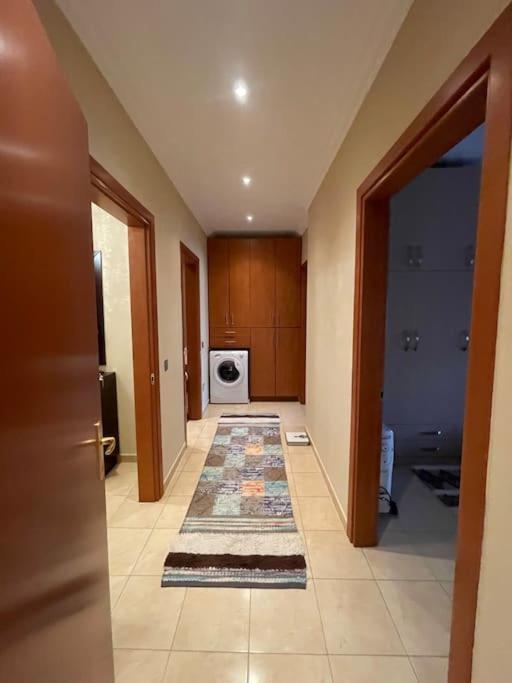 טיראנה Stylish Central Apartment מראה חיצוני תמונה